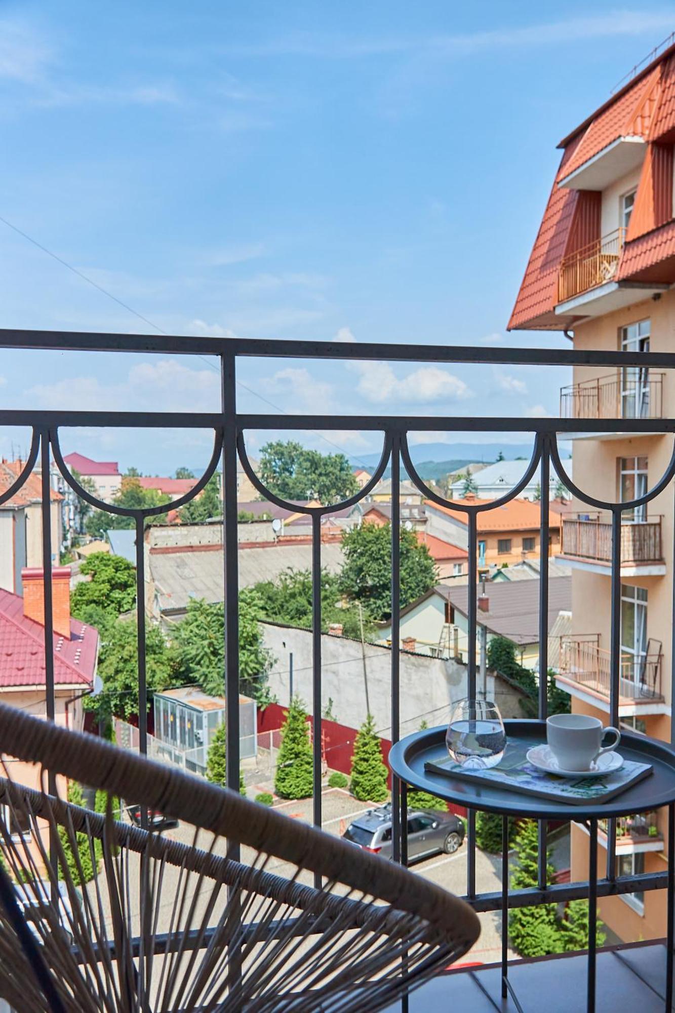 Lux Apartment Μουκάτσεβο Εξωτερικό φωτογραφία
